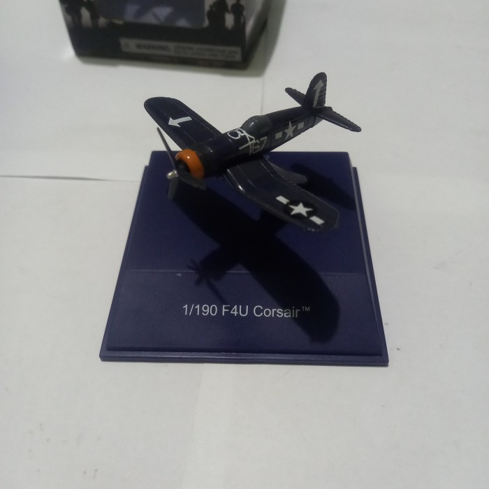 Diecast Niatur Pesawat Terbang Tempur F4U Corsair Bahan Besi