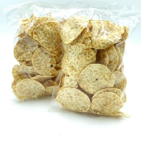 

KERIPIK TEMPE SAGU ,ENAK RENYAH GURIH 1 kilo