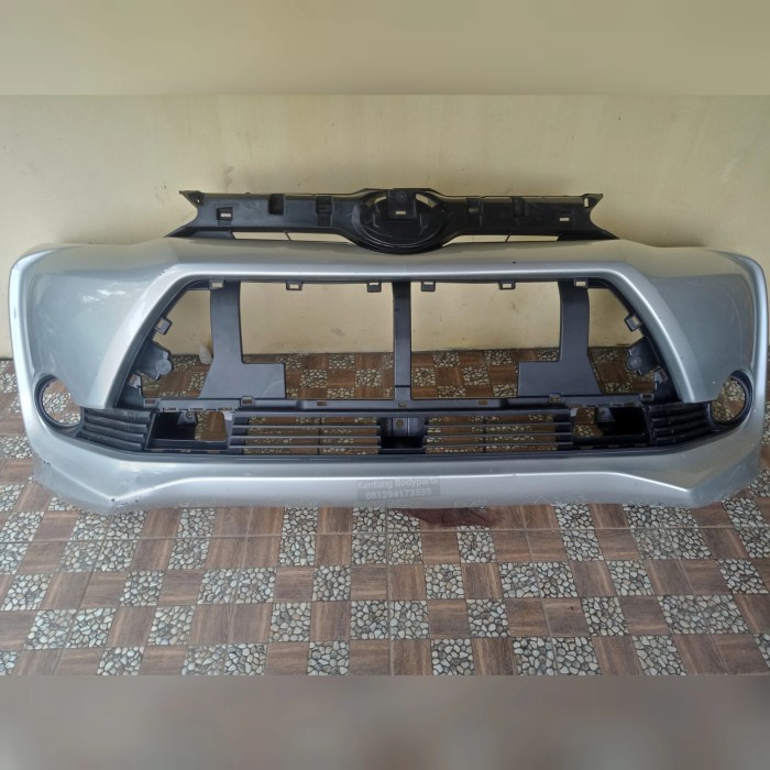 {Bekas} Bumper Bamper Bemper depan AVANZA grand new VELOZ tahun 2016 Murah