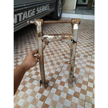 MUST HAVE AWL YAMAHA JUPITER Z SWINGARM JUPITER Z SWING ARM AREM JUPITER Z ORI TERMURAH