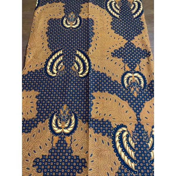 Jarik Sogan Solo Motif Truntum Buntal