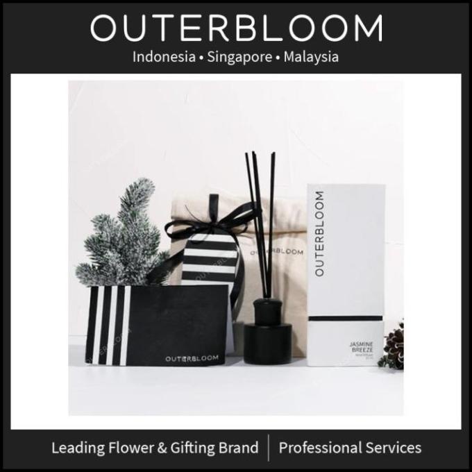 

Barang Terlaris Hampers Natal - Parcel Natal - Outerbloom Gift Pouch Lapakteguhwardani