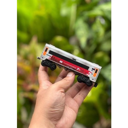 HOT SALE MAINAN KERETA API INDONESIA GERBONG PENUMPANG LIVERY KEMERDEKAAN TERMURAH