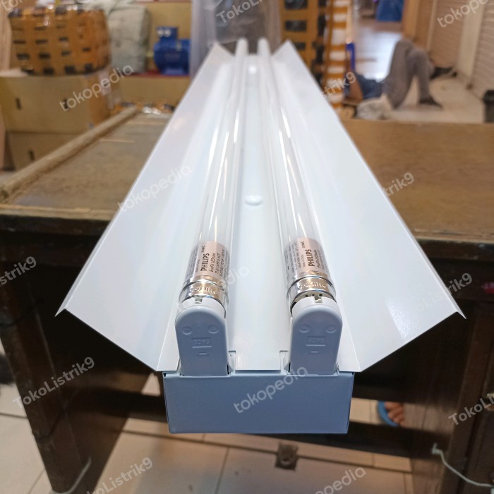 Kap Lampu TKO 2x36w + Lampu TL LED 16w Philips