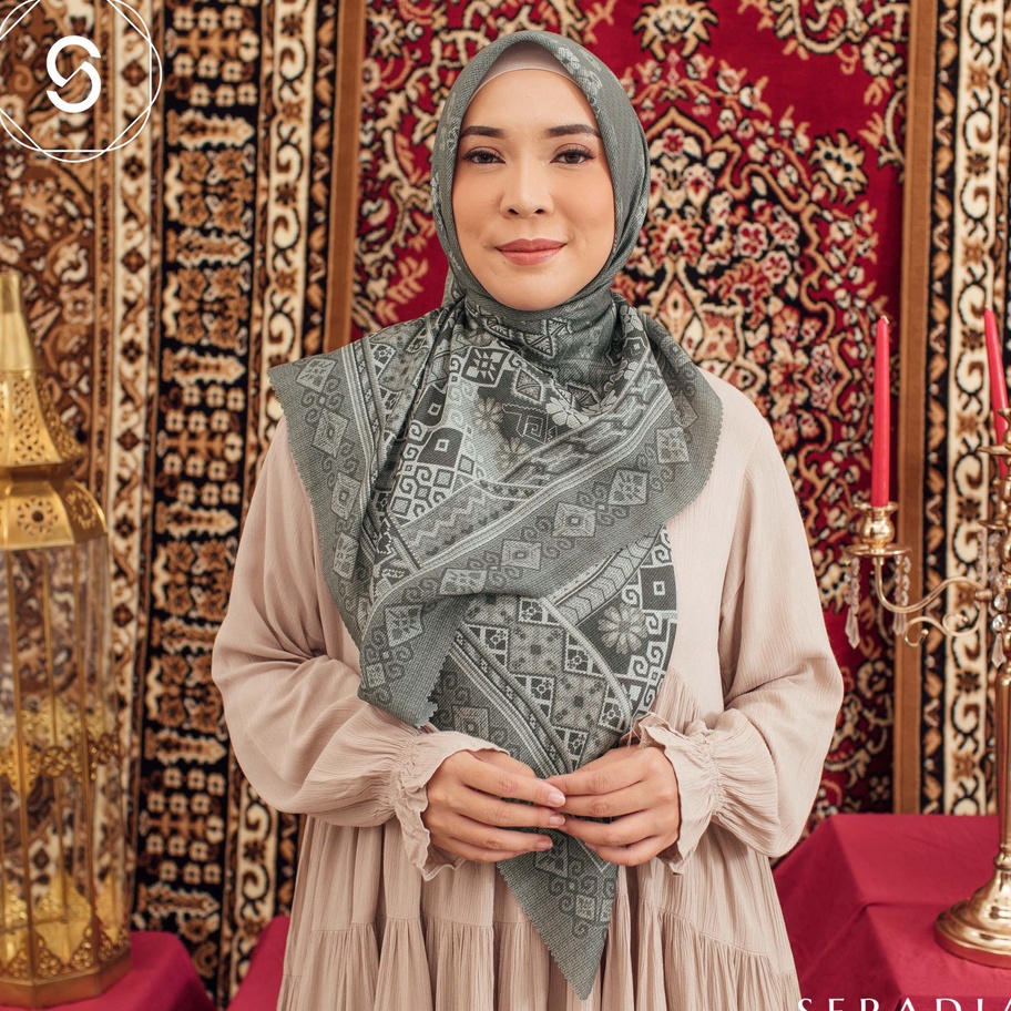 DEN191 Hijab Segi Empat Daya - Seradia x Fitrop <>