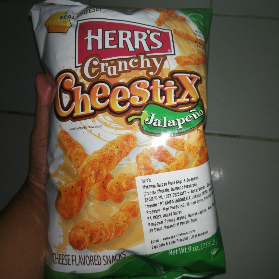 

Herr's Crunchy Cheesetix Jalapeno 255.2gr Snack
