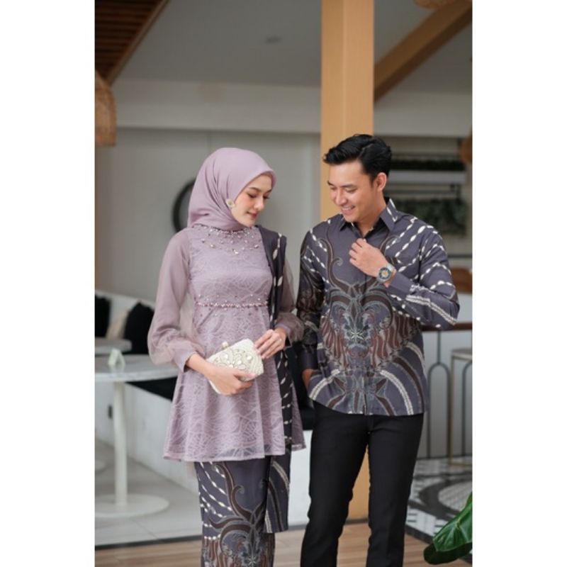 BAJU KEBAYA TUNANGAN DAN ACARA LAINYA