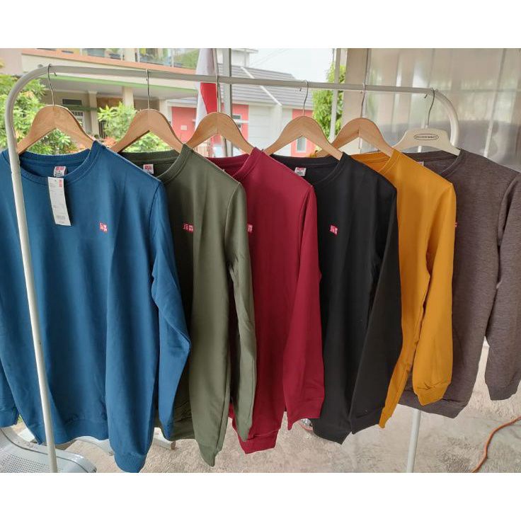 Ready TERMURAH SWEATER UNIQLO UNISEX PRIA/WANITA ORIGINAL BRAND PART 2 Terupdate