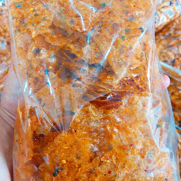 

Ready KERIPIK KACA 500gr PEDAS DAUN JERUK / KRIPCA REMPAH NGABRET