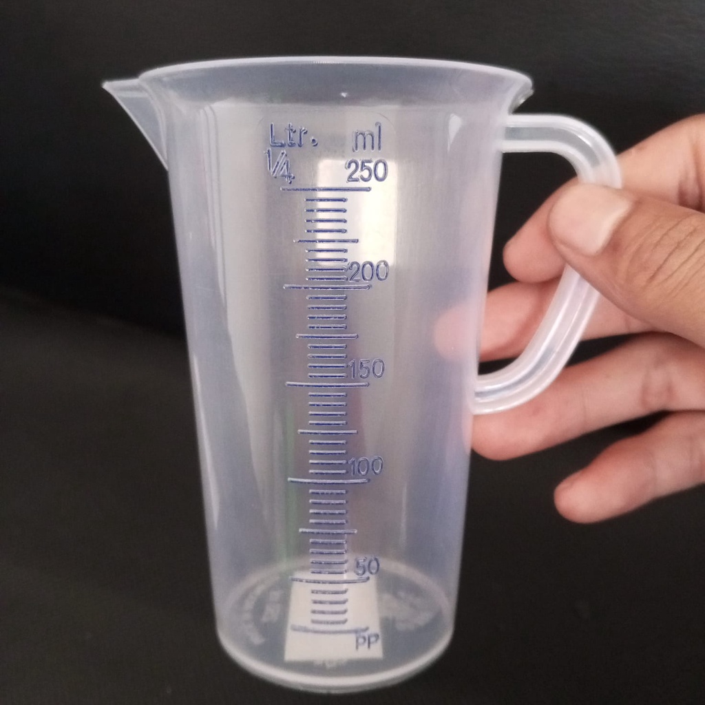 gelas ukur 250 ml green leaf/gelas takar 250 ml plastik merk green leaf