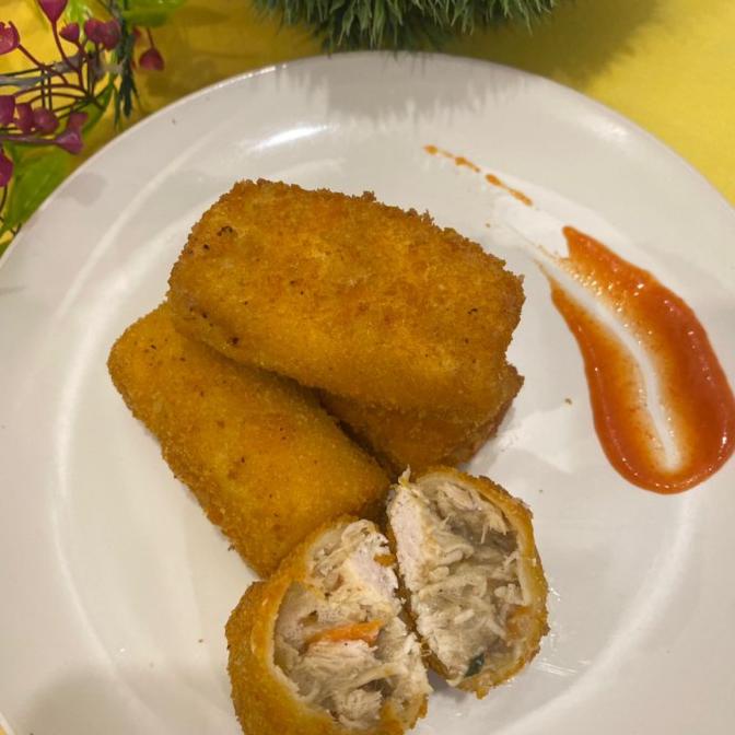 

Risoles / Risol isi Roghut Ayam . Frozen Food, Makanan Beku - 10 PCS ram04
