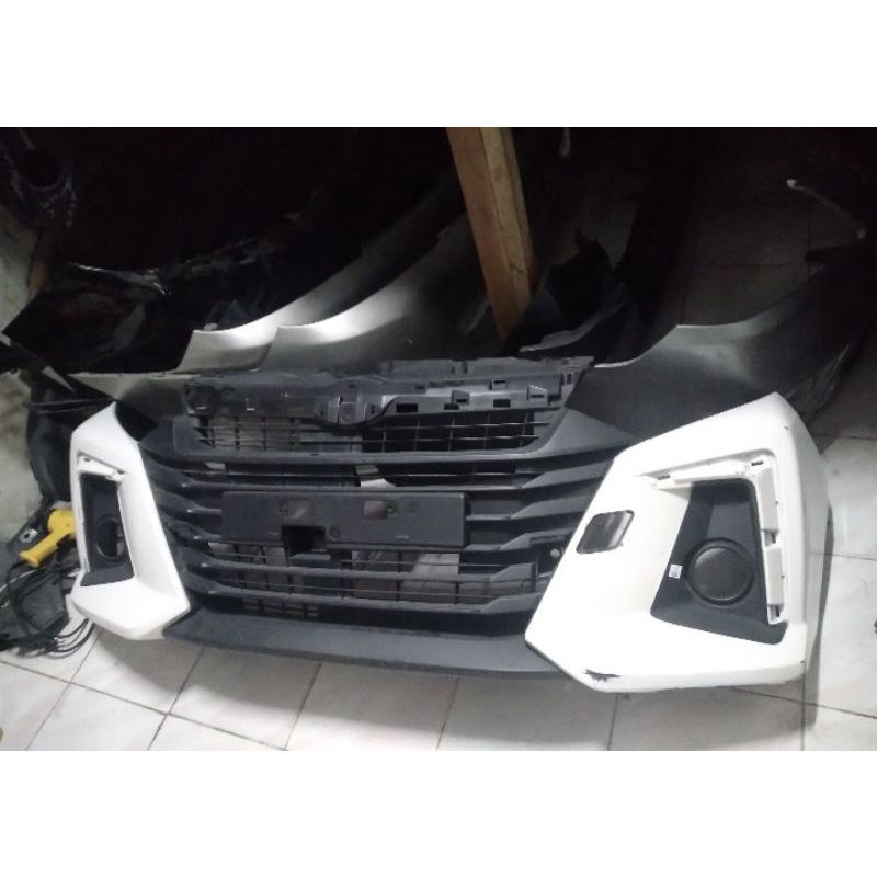 bemper bumper depan ayla 2021 2022 2023