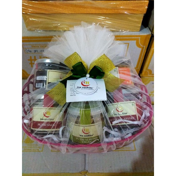 

Parcel ina cookies jar / hampers lebaran / parcel Lebaran/Hampers Ina cookies