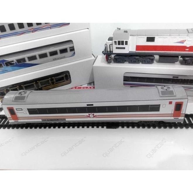 PROMO MINIATUR KERETA API - GERBONG EKONOMI PREMIUM KAI SKALA 1:87 TERLARIS