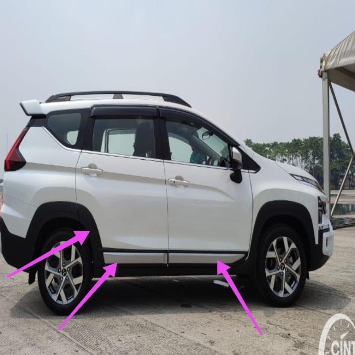 List Body Bawah Pintu Mobil Xpander Cross Facelif Original Ready