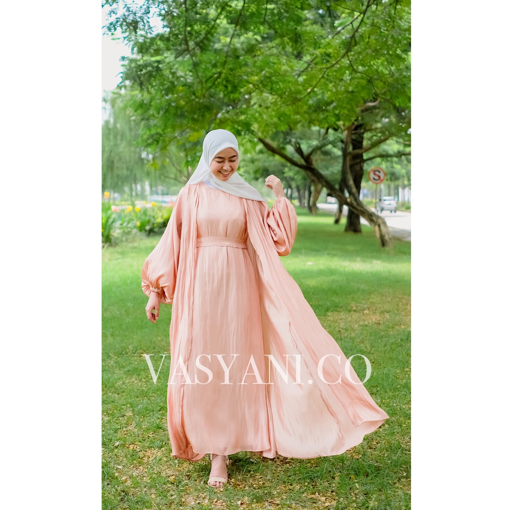 Abaya Shimmer Dress warna ROSE GOLD - 1 SET ABAYA INNER OUTER NAURA SHIMMER by Vasyani - Dress Shimm