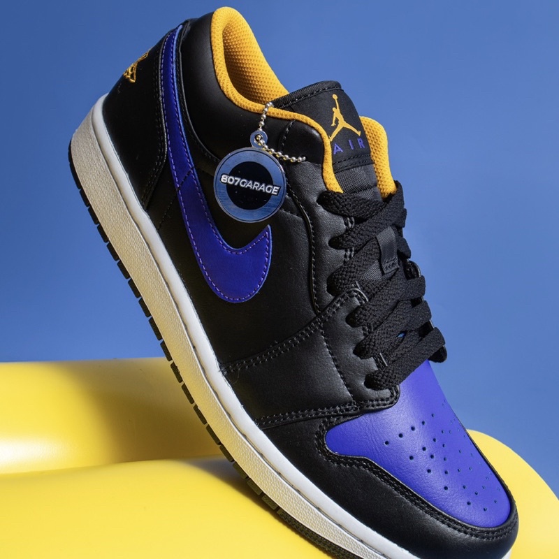 Air Jordan 1 Low Lakers