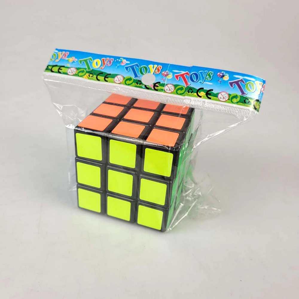 XIANGYI Mainan Kubus Rubik Magic Cube 3 x 3 x 3 Y3570