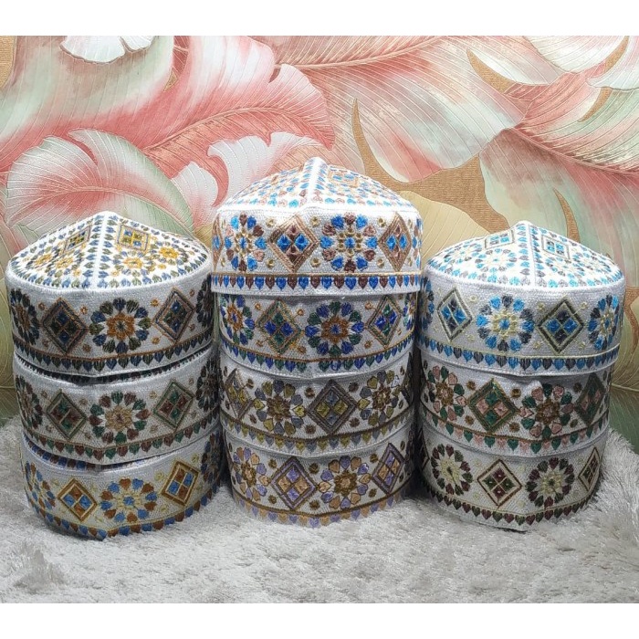 Peci Ovais Pakistan Ori (E6L2) Rajut Kopiah Peci Songkok Peci Batok Exclusif Souvenir Umrah N3A8 Haj