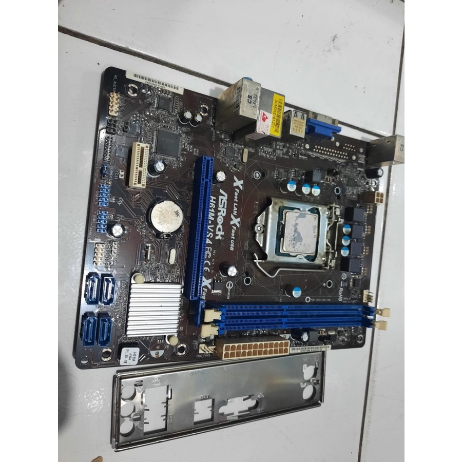 Motherboard h61 asrock + i3 3220