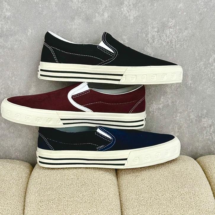 Pesan disini Sepatu FOMO Slip On - Basic Series - Maroon Navy Mocca Black Slip On Simple Shoes - Sep
