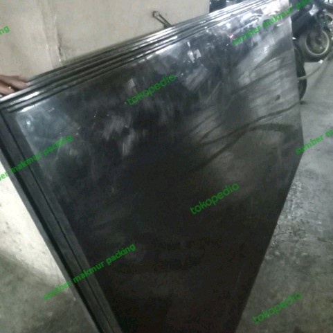 

Impra Pe Sheet Hitam Tebal 30Mmx40Cmx50Cm