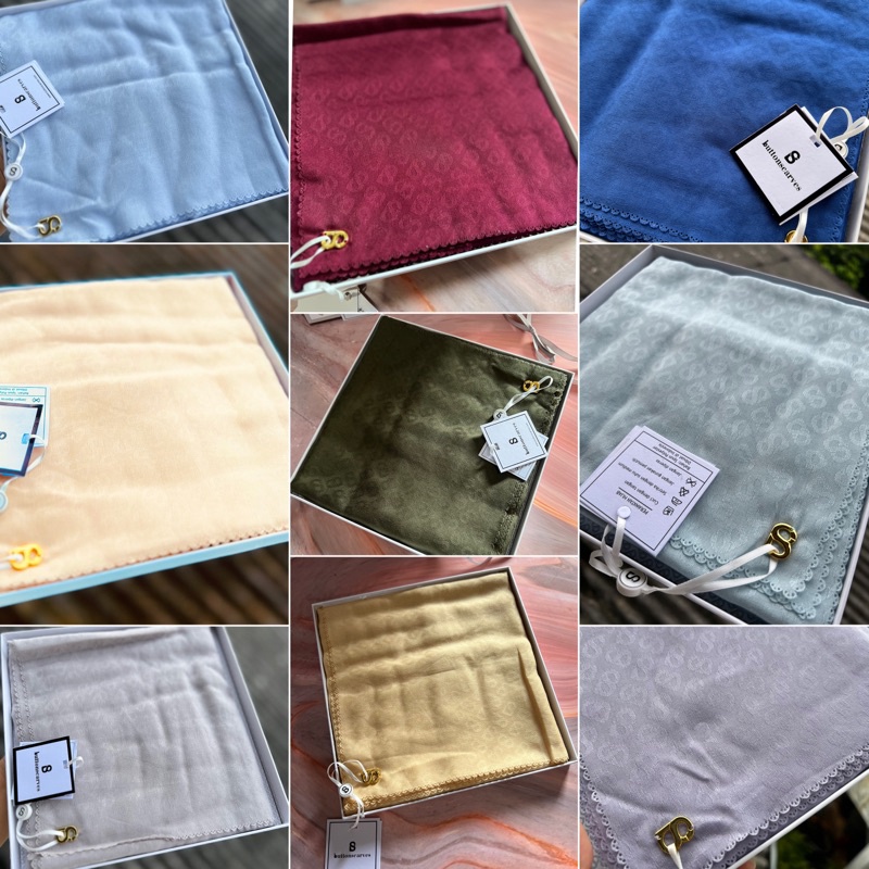 Buttonscarves Everyday Tapis Embossed