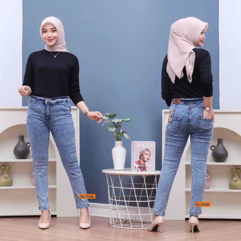 CELANA JEANS HIGHWAIST POLOS WANITA