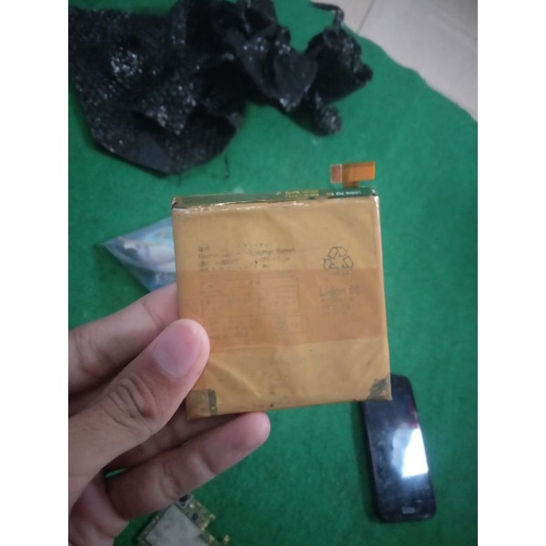 Baterai Sharp Shv39