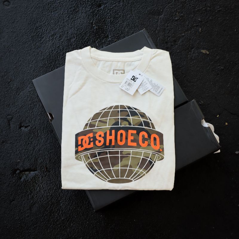 Kaos DC original resmi