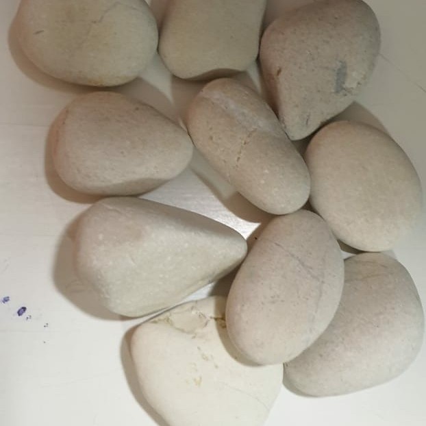 Terlaris Batu Koral Putih / Batu Taman / Batu Hias 20Kg Perkarung1 Karung