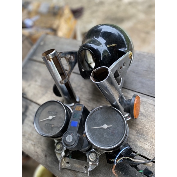 batok lampu gl100 platina set sepido pnp shok ninja