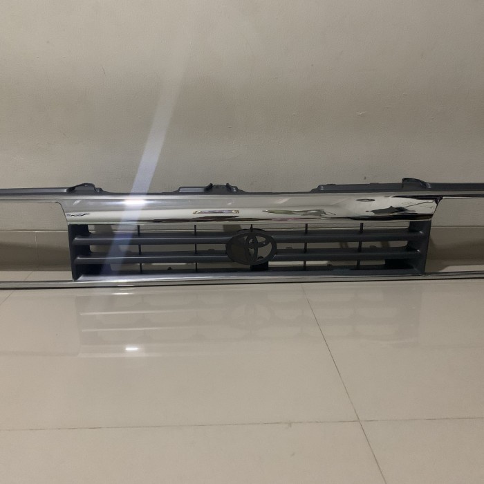 Grill Kijang Grand Extra