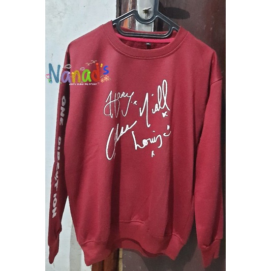 [PRELOVED] SWEATER ONE DIRECTION SIGNATURE FANMADE