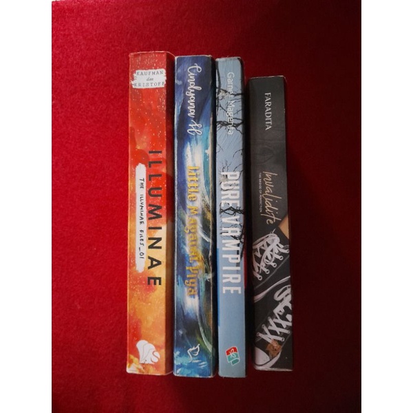 NOVEL PRELOVED : Novel Illuminae (versi terjemahan Indonesia) / Novel Little Magacal Piya / Novel Pu