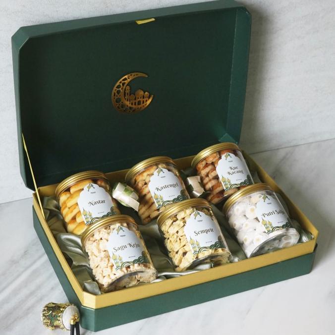 

Ramadan Ultimate Hampers / Parsel Ramadan Kue Kering Toples Besar