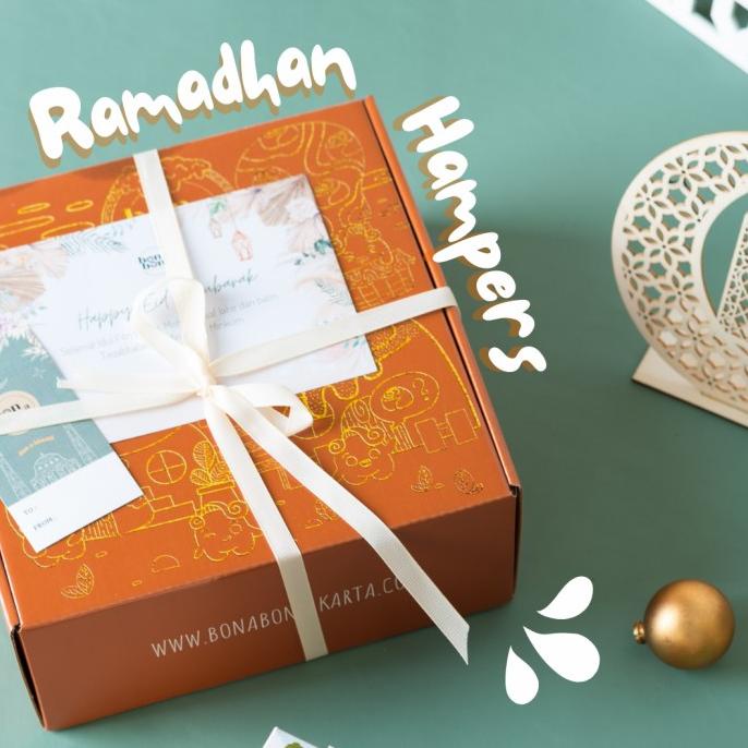 

Promo hampers hadiah lebaran cinnamon roll kiriman hantaran idul fitri