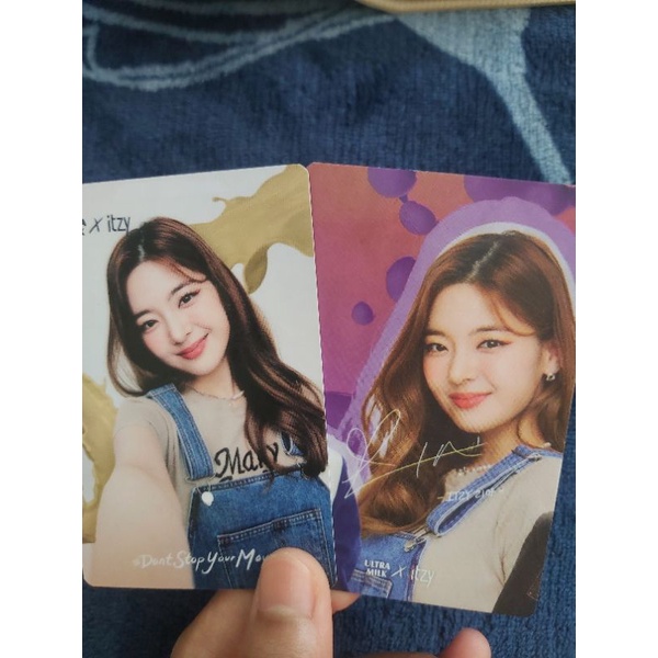 (colaboration) pc ITZY x Ultra milk lia (versi)