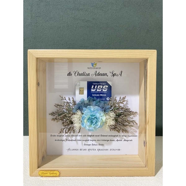 KADO UNIK AKRILIK FRAME/KADO CUSTOM/ KADO PERPISAHAN / PENSIUN/ PURNA TUGAS / WEDDING / PERNIKAHAN W