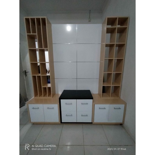 Lemari Penyekat Ruangan