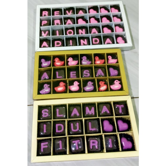 

coklat lebaran /coklat ultah/coklat ucapan(sekat 18)