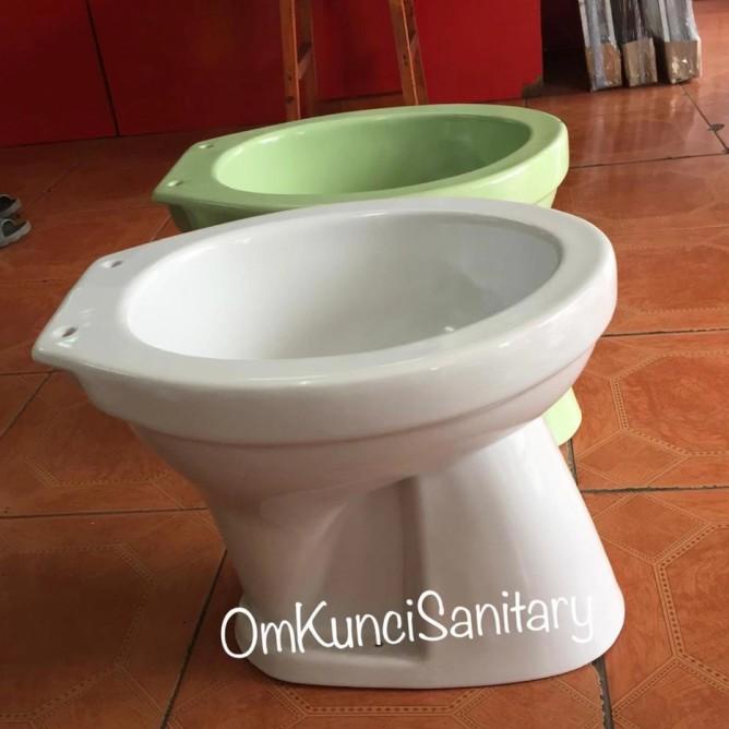 Kloset Duduk Siram Closet Duduk Siram Tanpa Tangki Duty