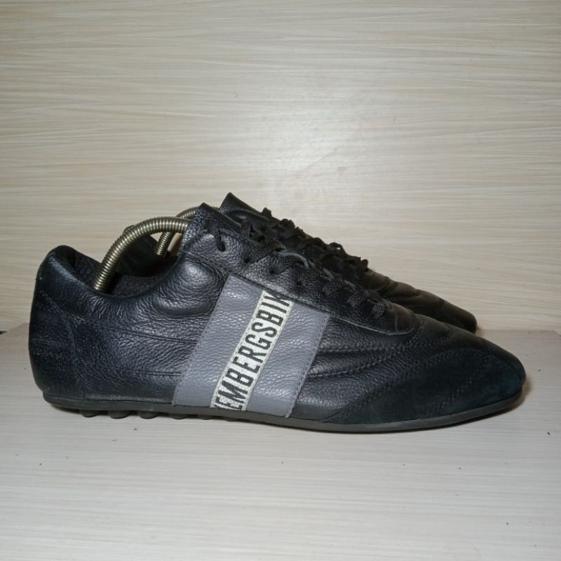 sepatu bikkembergs size 44 original
