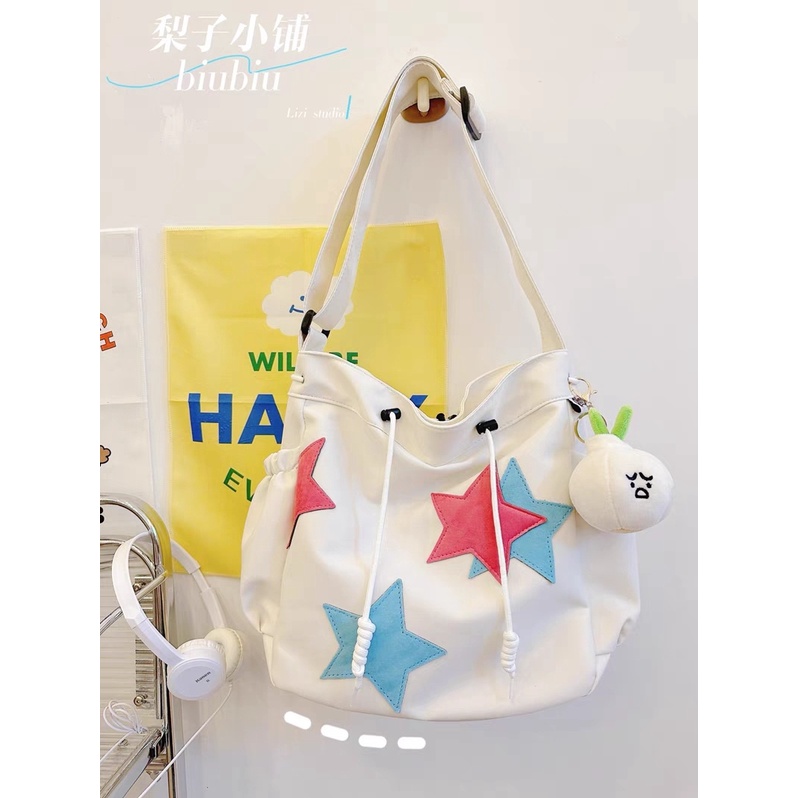 ✳☋Sera  Toko Gaya Korea Spice Girl Messenger Tas Wanita Kapasitas Besar Pentagram Tas Kanvas Kasual Serbaguna Siswa Kelas Tas Bahu