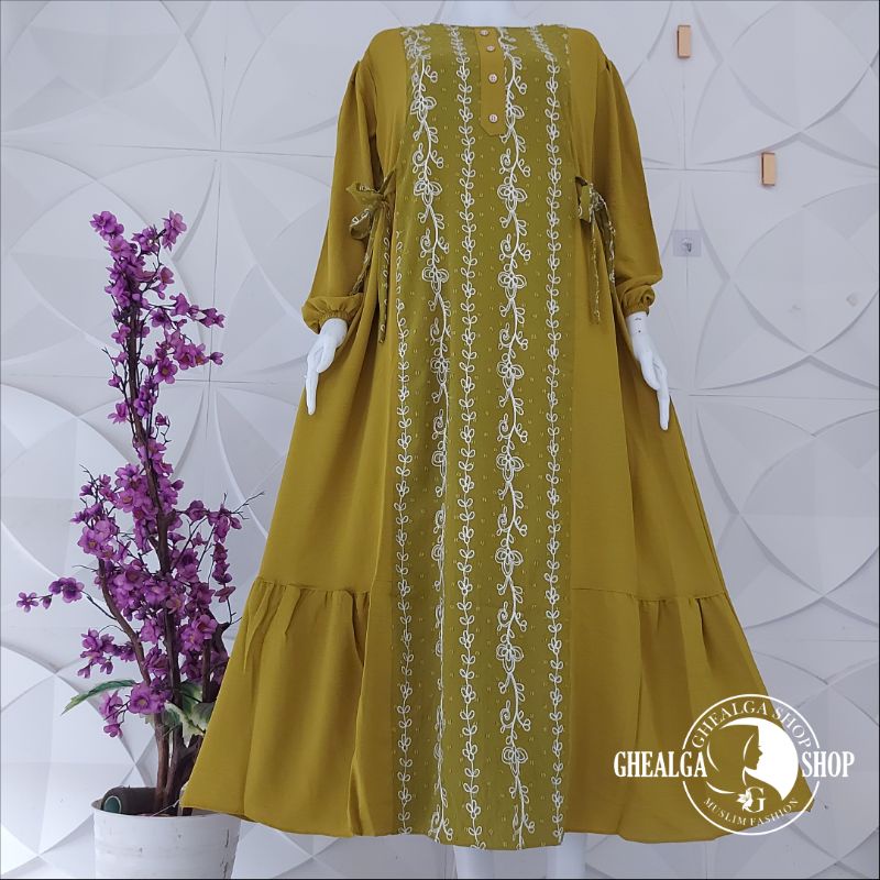 Gamis Kekinian Avika Lisa Desain Simple Mewah Terbaru