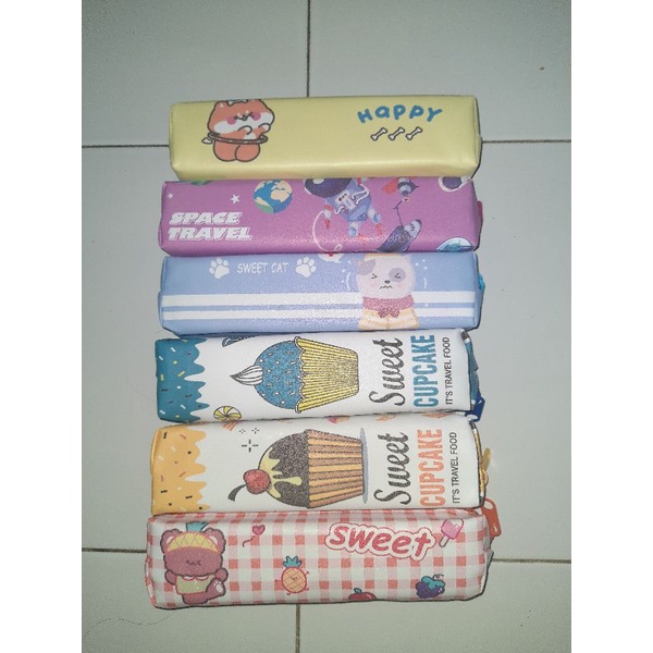 

KOTAK PENSIL MOTIF KARTUN ICE CREAM SOUVENIR LUCU IMUT PENCIL CASE