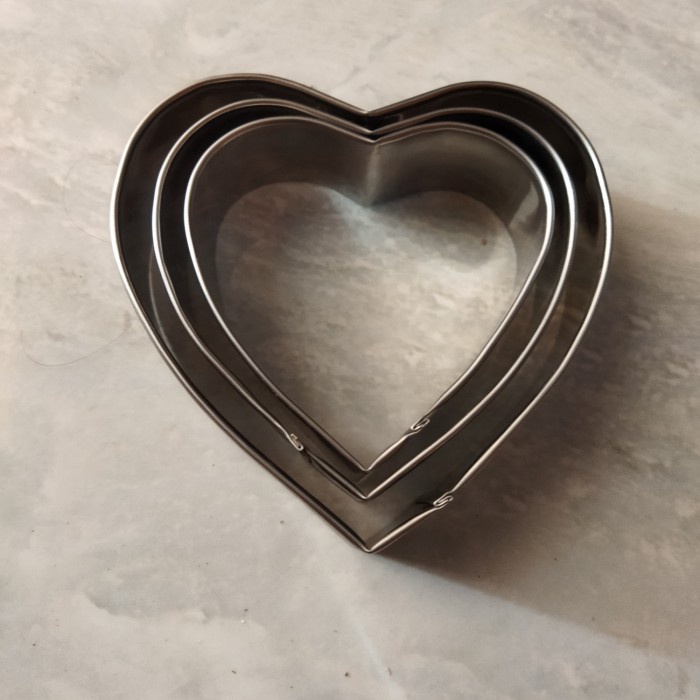 Ring Bentuk Love/Ring Roti/Ring Cutter/Cetakan Kue 12 Pcs #Original