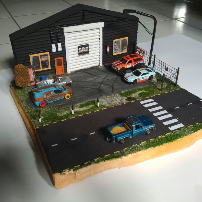 Flash Sale Diorama Diecast Rwb Garage Terbaru