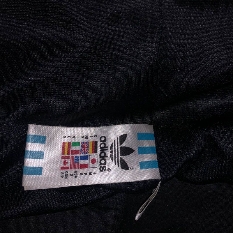 Adidas Muhammad ali triple black track size m fit L