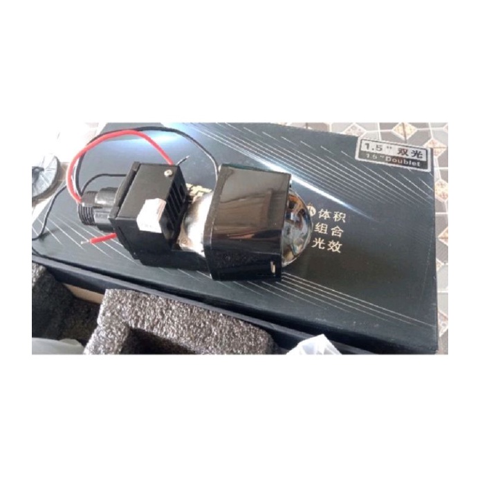 Projie Biled Vinyx Metrix X1